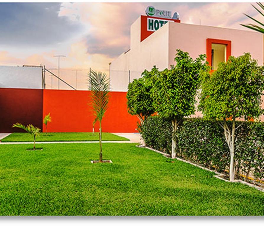 Hotel Petit Tehuacán Esterno foto